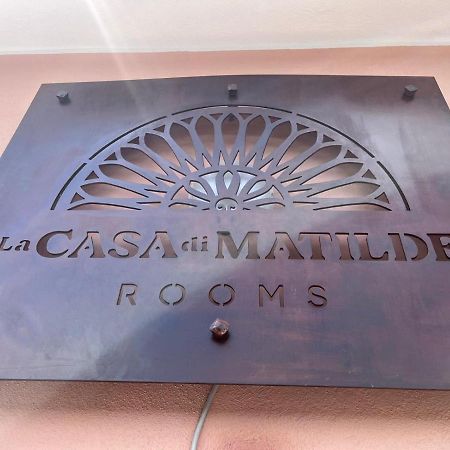 La Casa Di Matilde Otel Barcellona-Pozzo di Gotto Dış mekan fotoğraf