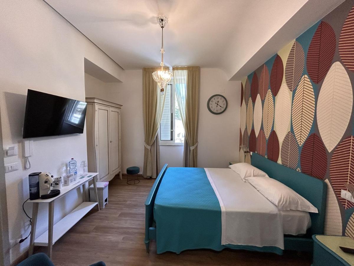 La Casa Di Matilde Otel Barcellona-Pozzo di Gotto Dış mekan fotoğraf