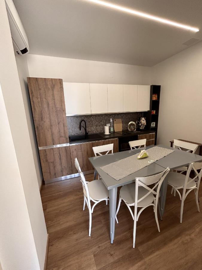 La Casa Di Matilde Otel Barcellona-Pozzo di Gotto Dış mekan fotoğraf