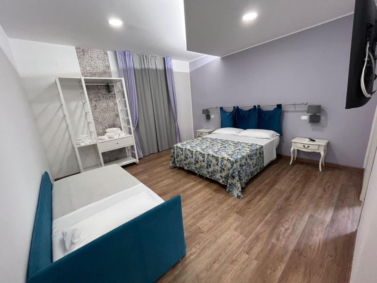 La Casa Di Matilde Otel Barcellona-Pozzo di Gotto Dış mekan fotoğraf