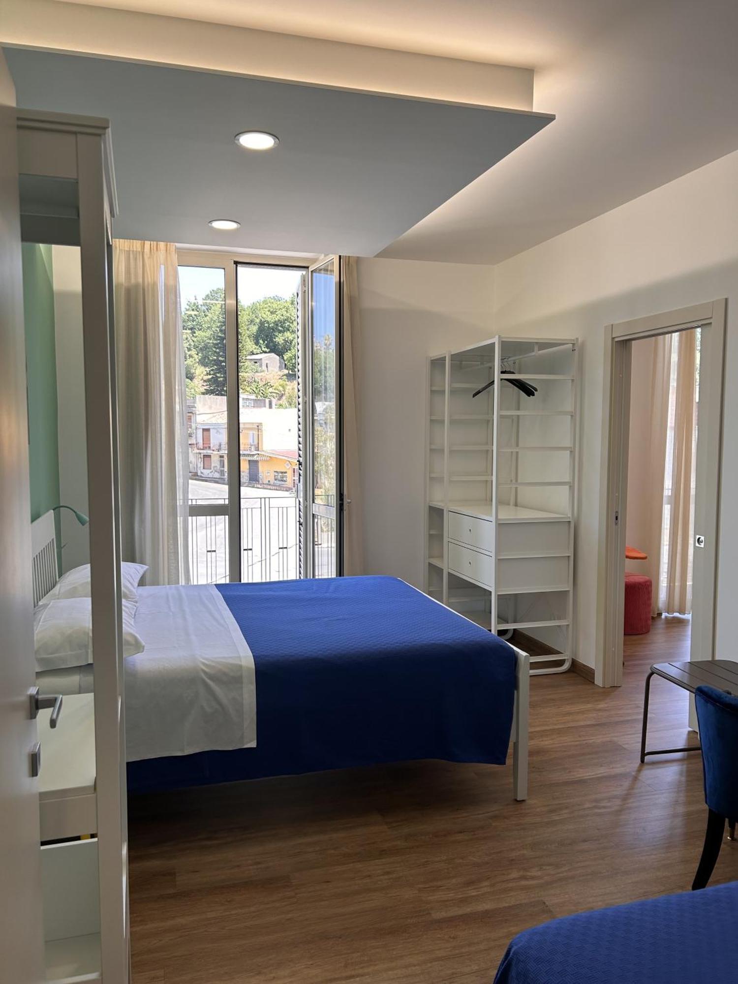 La Casa Di Matilde Otel Barcellona-Pozzo di Gotto Dış mekan fotoğraf